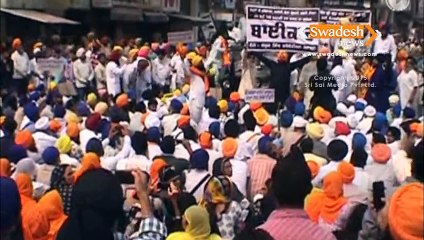 Скачать видео: Sikhs protests continue-Bangels gifted to punjab govenment by sikh ladies