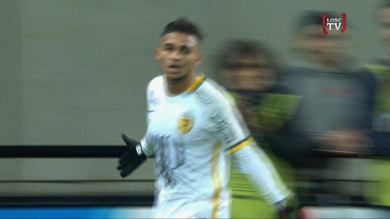 Boufal le fait tourner en bourrique