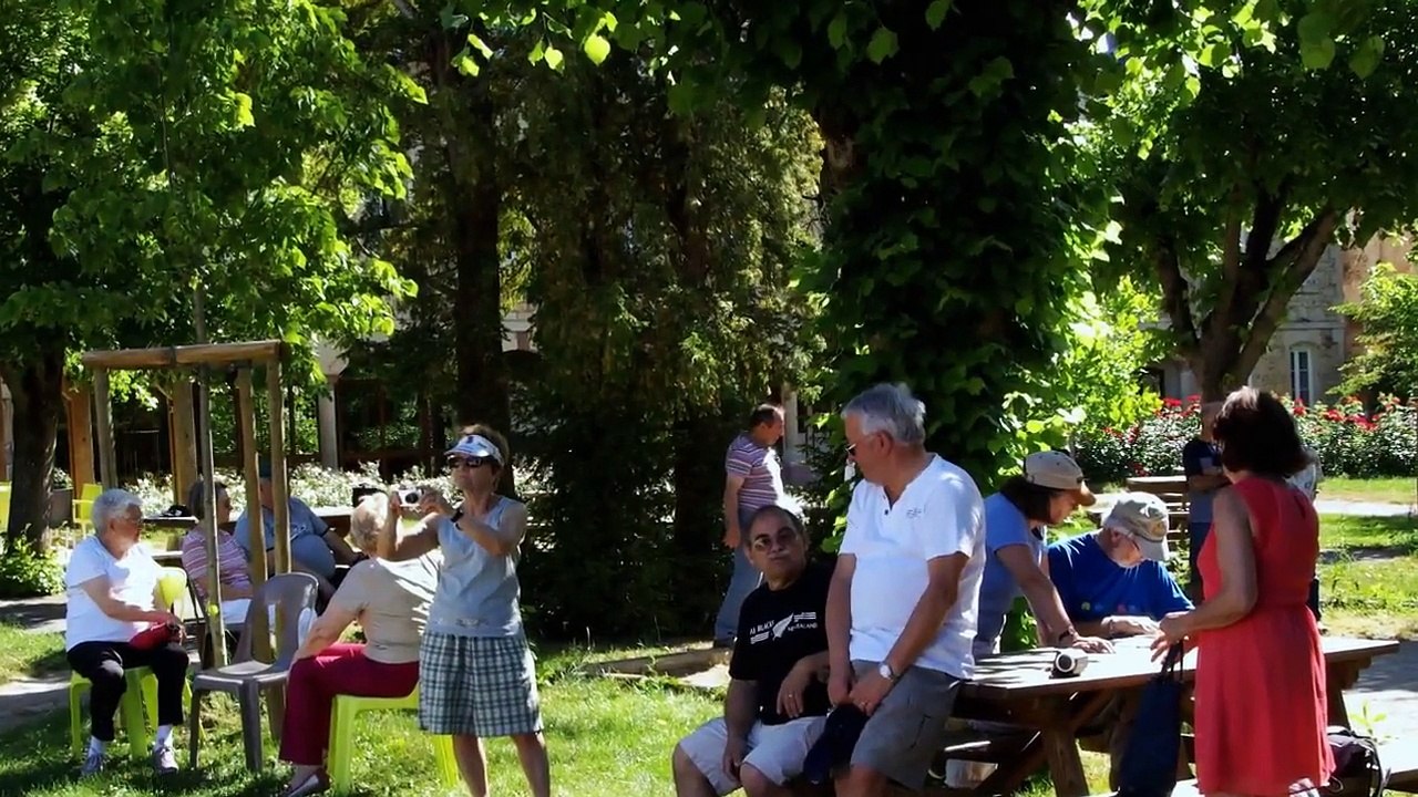 Video séjour découverte en Aveyron concours pétanque et visite de Rodez  Amicale retraités LCL St-Germain-en-Laye
