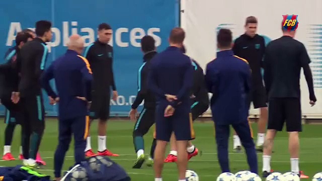 Arda Turan omuzlarda! Antrenmana damga vurdu