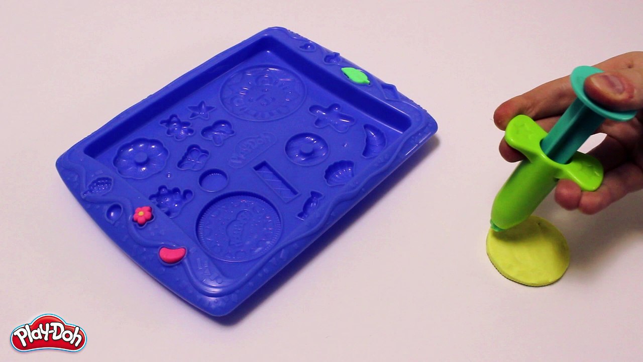 Des biscuits en pâte à modeler (Hellokids)