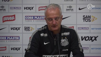 Télécharger la video: Dorival não faz contas por vaga no G4: 'Trabalhamos por rodada'