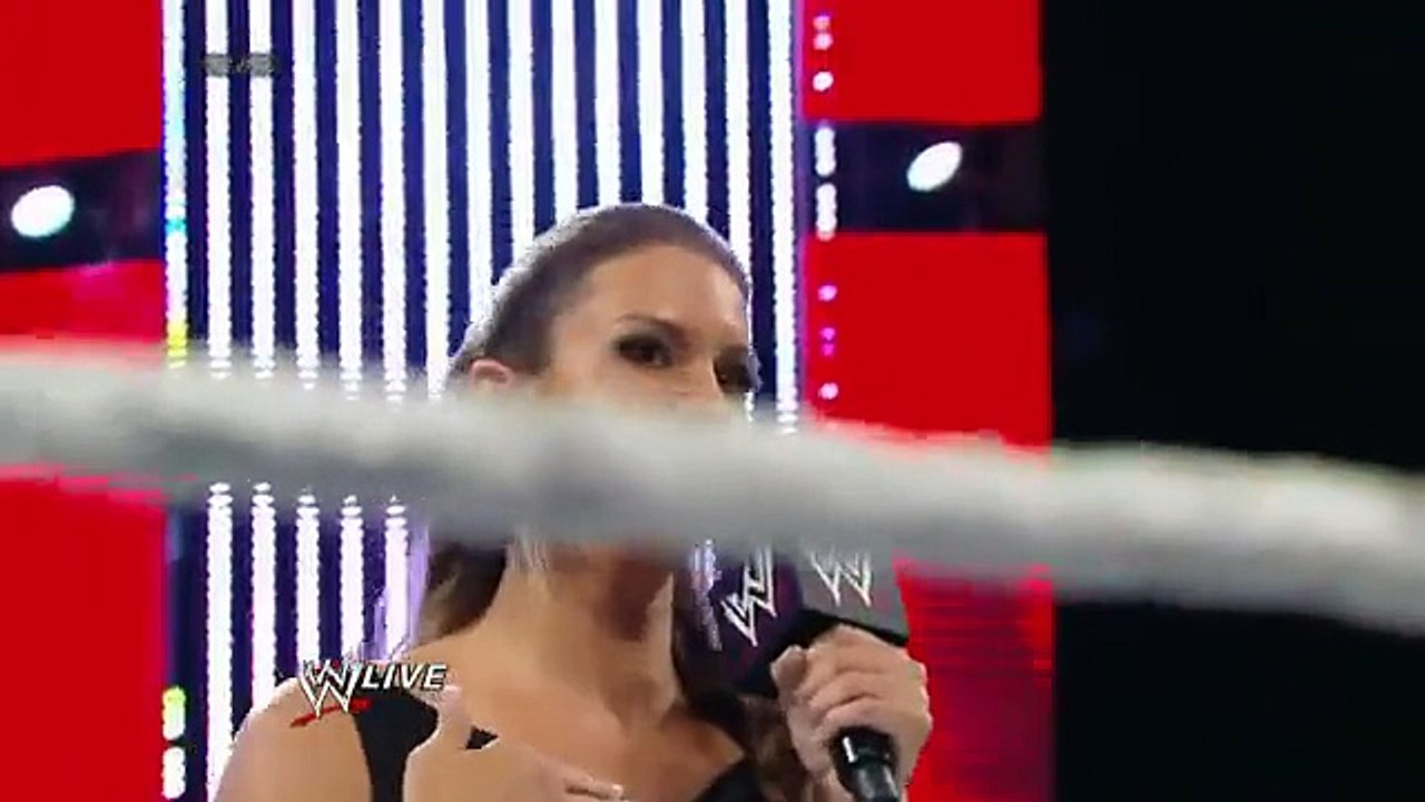 Brie Bella and Stephanie McMahon agree to battle at SummerSlam- Raw, July 28, 2014