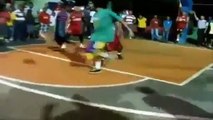 Basket atarken düşen adam - Funny videos - Komik videolar