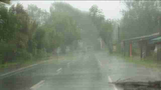 El tifón Koppu azota el norte de Filipinas