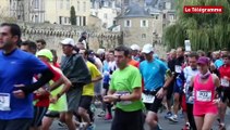 Marathon de Vannes. Marathon de Vannes Vivez le marathon de l'autre côté de la course