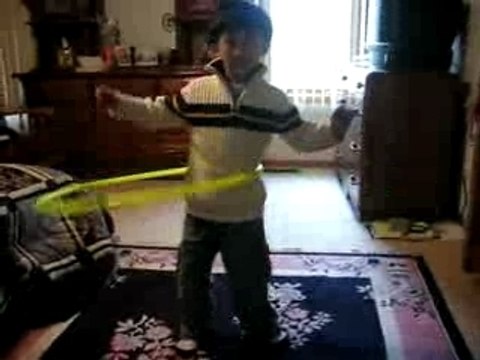 Chase Hoola Hoop 040807 002