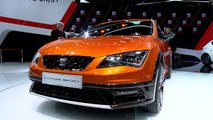 Seat zeigt auf der IAA 2015 den Leon Cross Sport