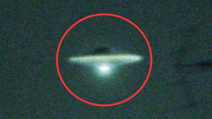 REAL UFO Alien sighting caught on tape, Egypt 2015 (HD)