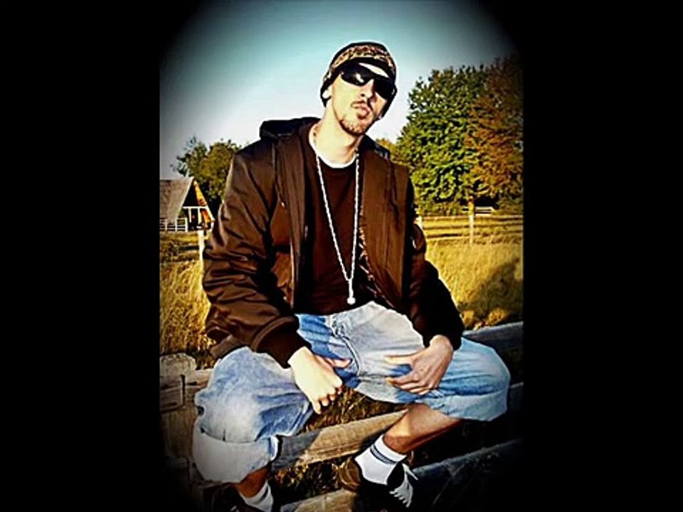 CAPITAL CITY CREW - DOBRO ZNAS (SARAJEVO RAP)