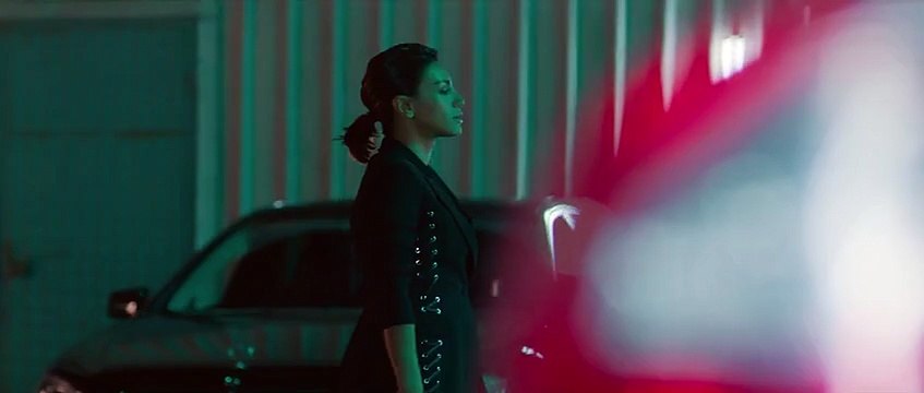 Röya ft Ozan Çolakoglu - Kesin Bilgi ( 2015 ) Video Klip