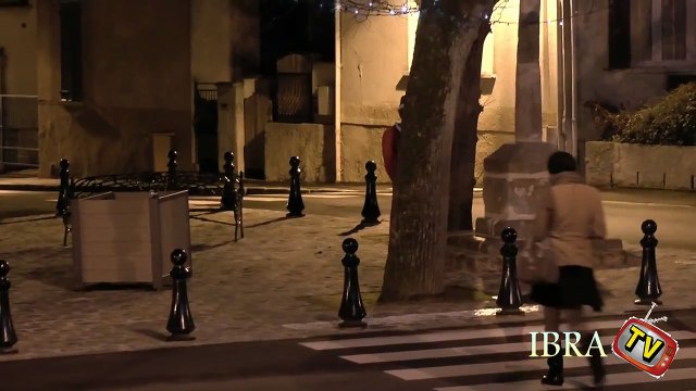 un père noël méchant | camera cachée tourn mal | evil Santa Claus prank