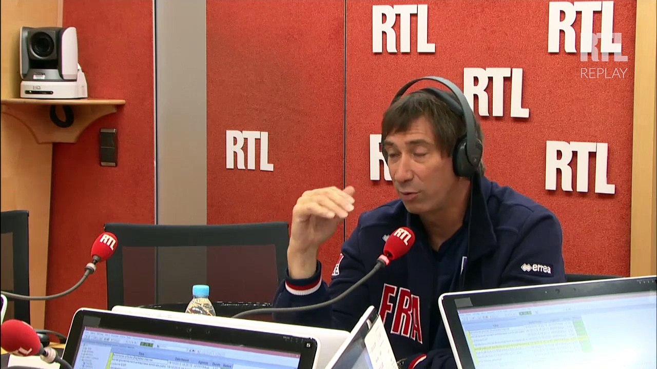 L'équipe de France de volley grille les étapes