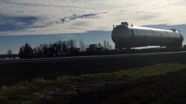 ¿Habías visto alguna vez un camión cisterna tan grande?