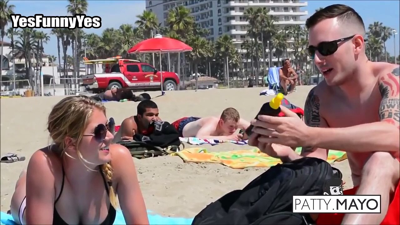 Picking Up Hot Girls With A Massage Prank