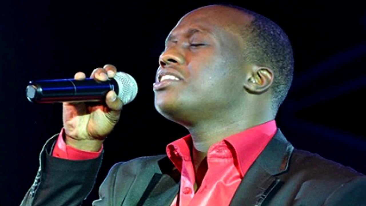 Ndagukunda by King james(Official Lyrics video) 2015