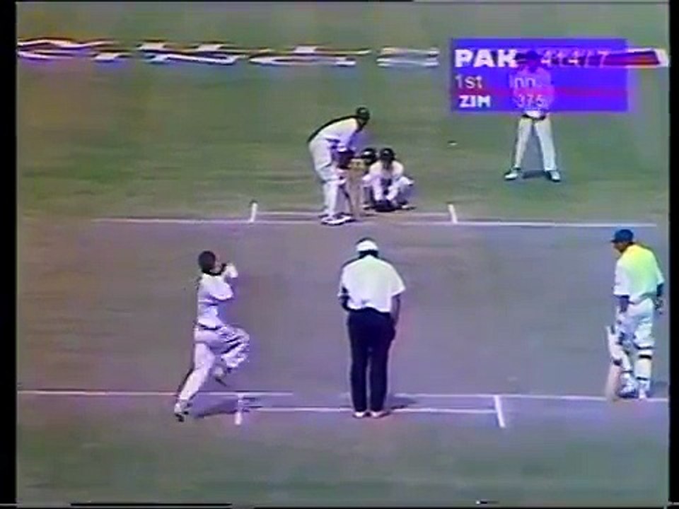 Wasim Akram 257- vs Zimbabwe 1996_97