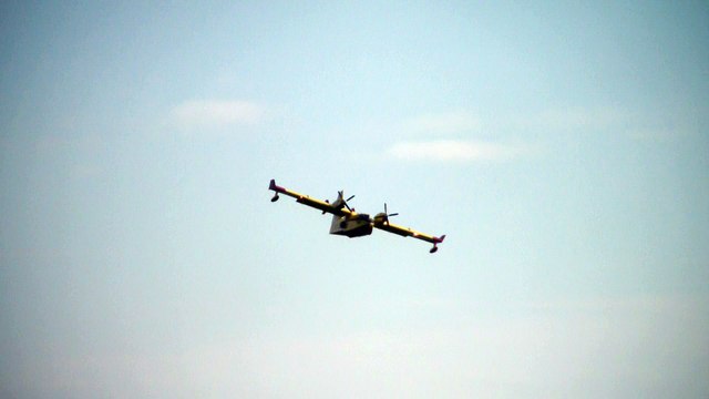 El Canadair CL-215 en el 30 aniversario Patrulla Águila. #fiestadelcielo #30ani