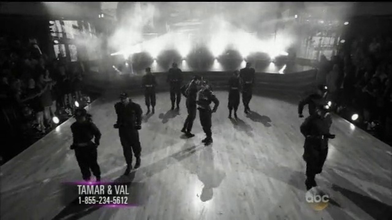 Tamar Braxton & Valentin Chmerkovskiy - Jazz