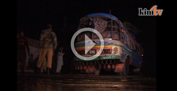 11 maut bas meletup di barat daya Pakistan