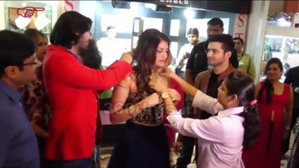 “Wedding Pullav” actors Anushka Rajan, Diganth Manchale and Karan Grover At A Jewellery Exhibition