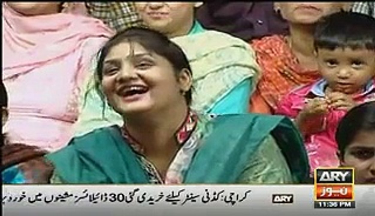 Funny Act Between Mathira And Umer Sharif