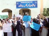 First Girls Protesting against Bwp Bord at Bahawalpur