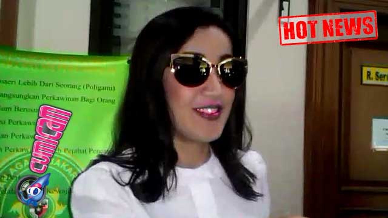 Hadiri Sidang Cerai, Andi Soraya Senyum Sumringah - Cumicam 20 Oktober 2015