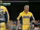 Shahid Afridi One Handed Six to Shane Warne