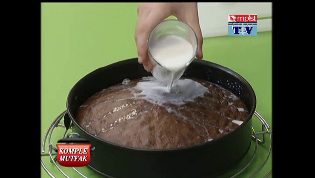 ISLAK KEK