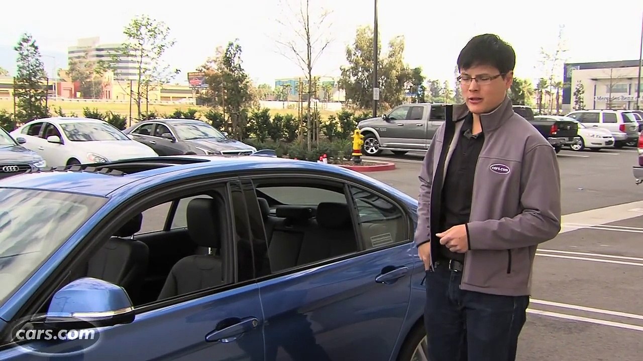 Sports Sedan Challenge: Features
