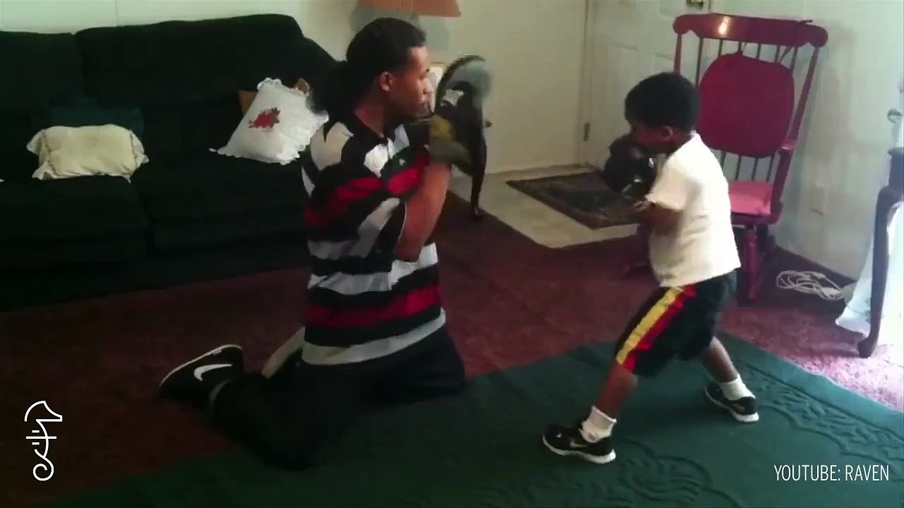 Des gamins surdoués en arts martiaux, boxe et sports de combats - compilation impressionnante