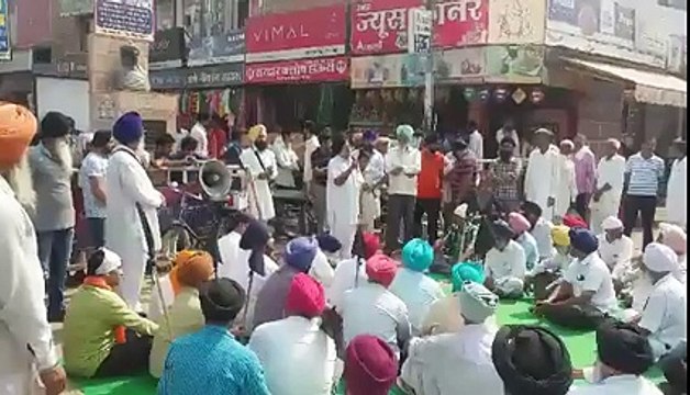 Protest against beadvi of guru granth sahib ji (2)