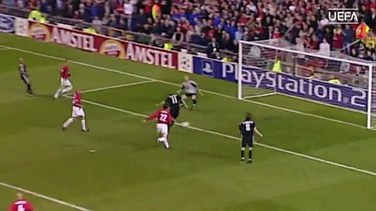 Ronaldo hat-trick for Real Madrid v Manchester United in 2003