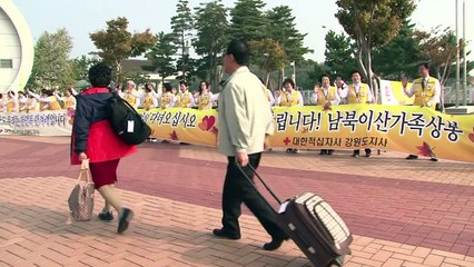 South Koreans cross into North for emotional family reunion