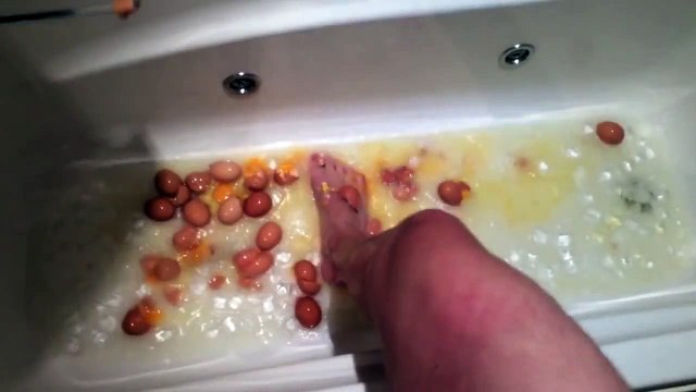 38 Celebs Do the ALS Ice Bucket Challenge #1 - Bieber, Niall Horan, Selena Gomez, Taylor S