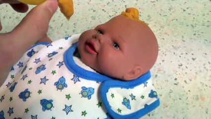 How to Bottle Feed Properly | Infant Care