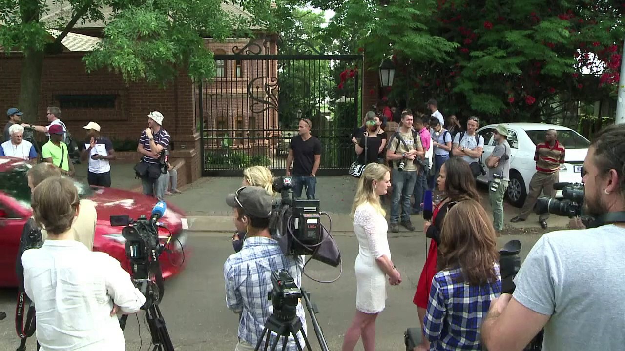 Oscar Pistorius released from jail, under house arrest