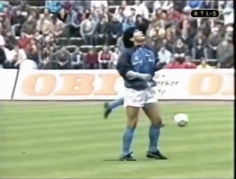 maradona dance with the ball