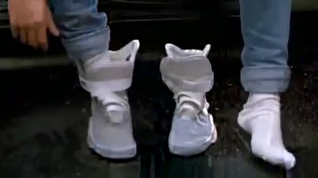 Les Nike de Marty McFly qui se lacent automatiquement dans Retour vers le futur 2