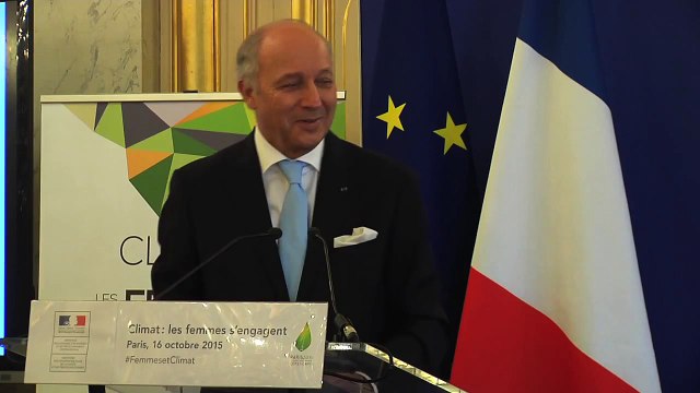 Laurent Fabius soutient l'emploi de l'expression droits humains !