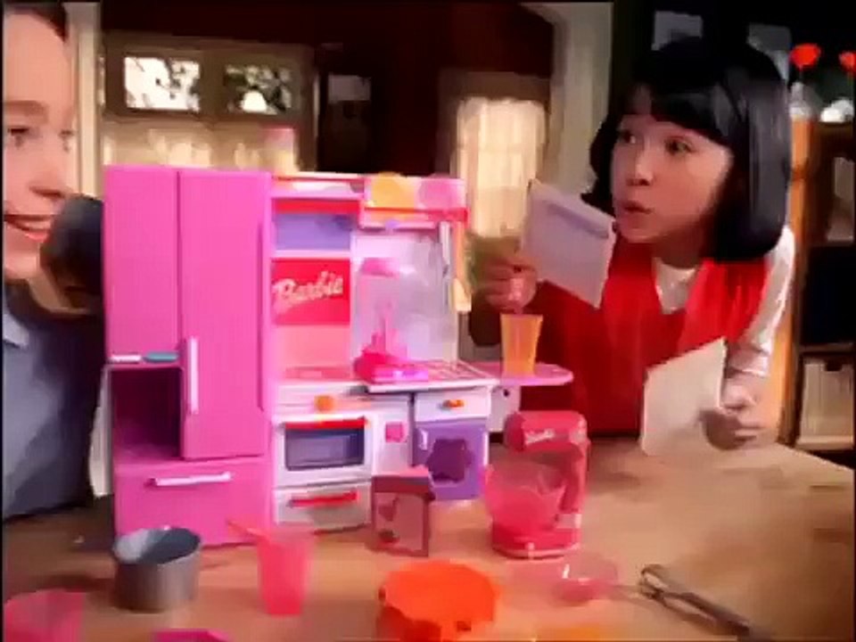 Barbie Mix n Magic Kitchen Commercial