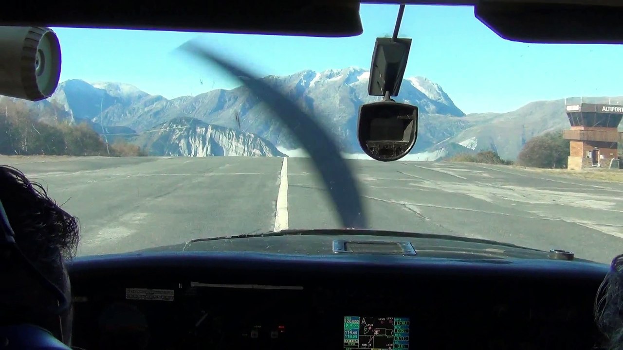Départ de l'Alpe d'Huez en Cessna 182