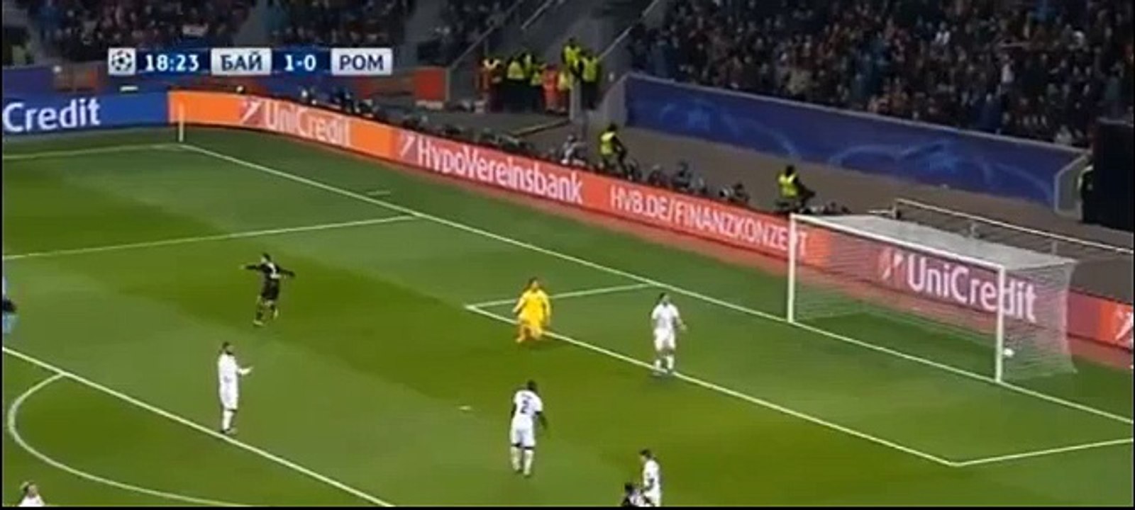 Goal Chicharito Hernandez 2:0 . Bayer 04 Leverkusen vs As Roma . 20-10-2015