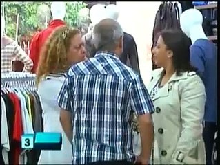 Dressing room Prank smile emoticon Lol