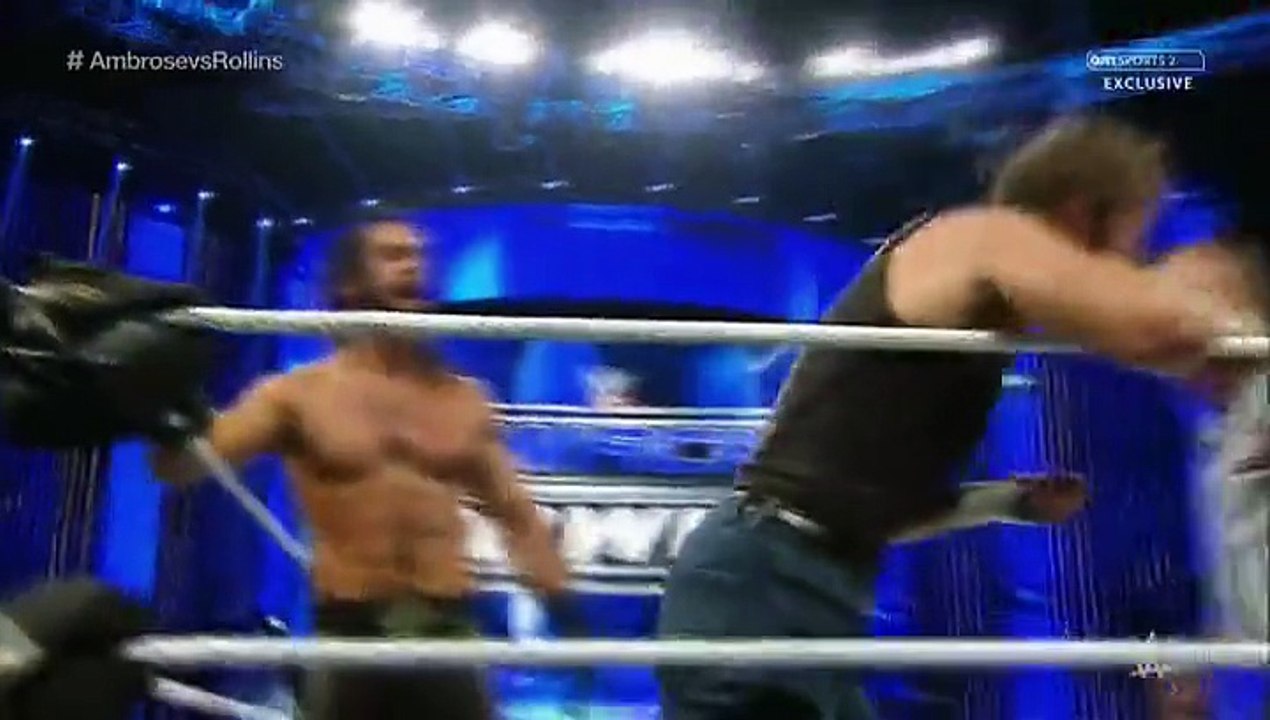 WWE SmackDown DEAN AMBROSE vs SETH ROLLINS-002