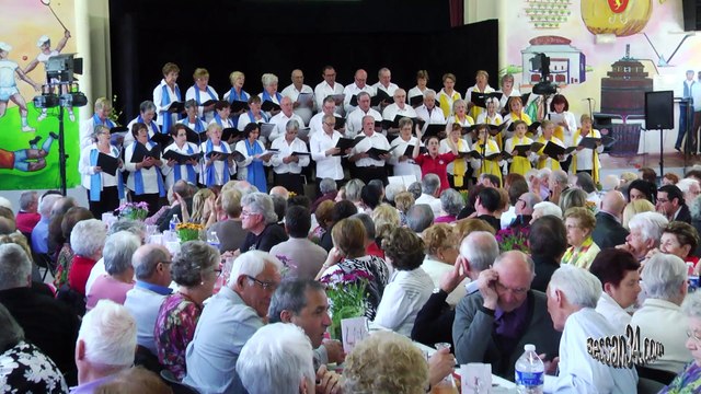 2014-Bessan-Repas des anciens