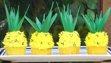 PINEAPPLE CUPCAKES! Summer fun Cupcakes with My Cupcake Addiction