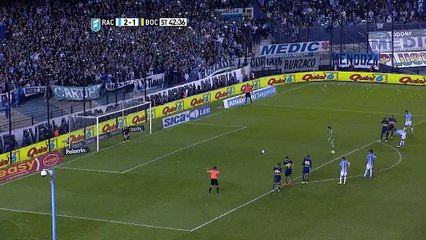 Argentine - Le gardien du Racing marque contre Boca