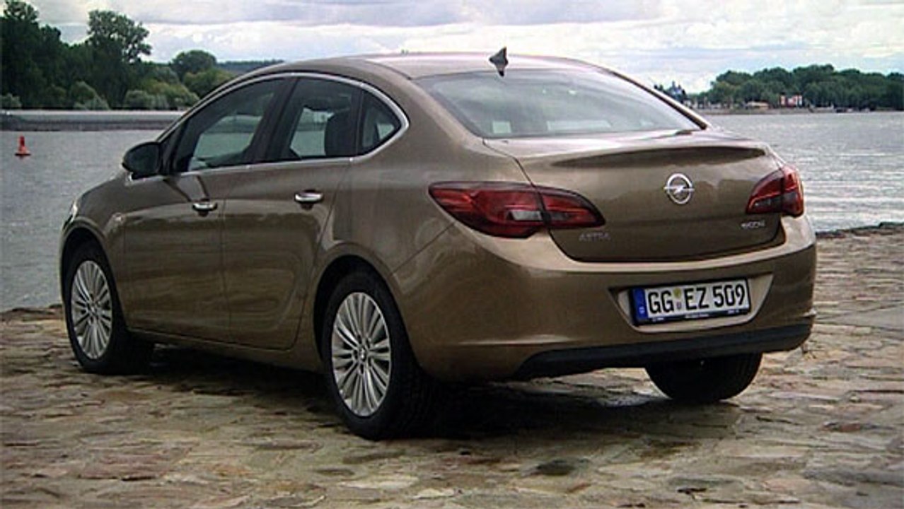 Opel Astra Limousine